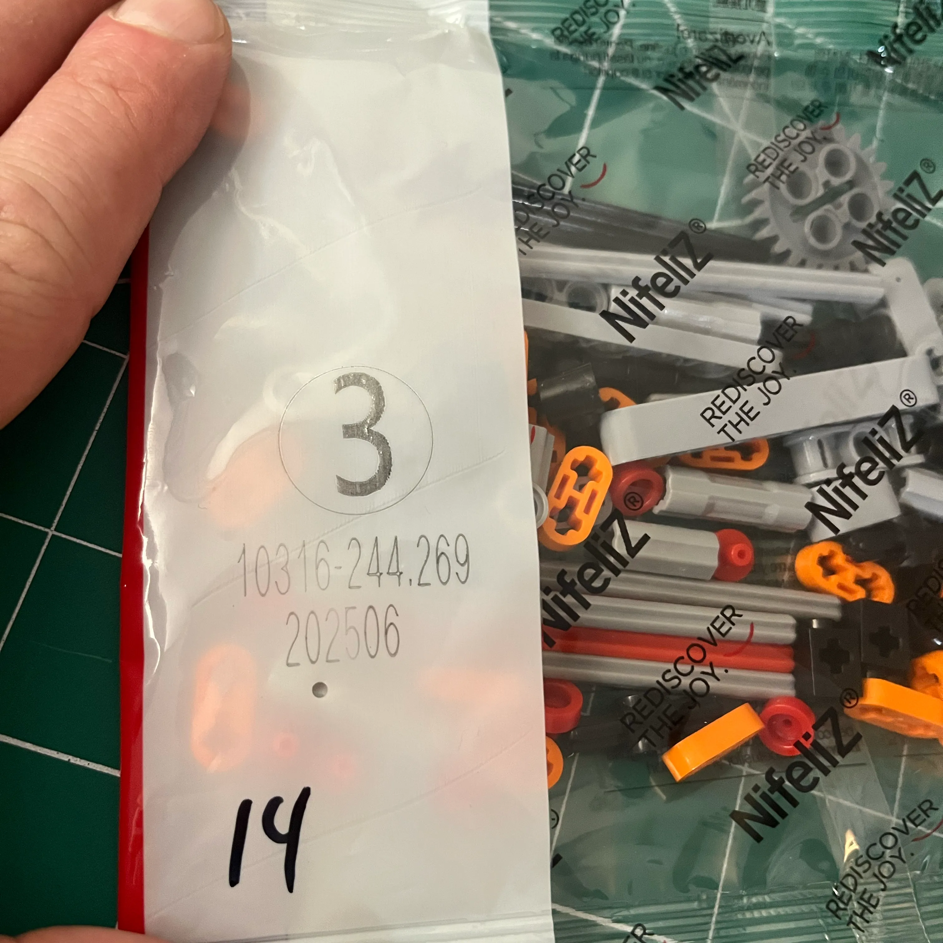 Nifeilz L6 Model Engine