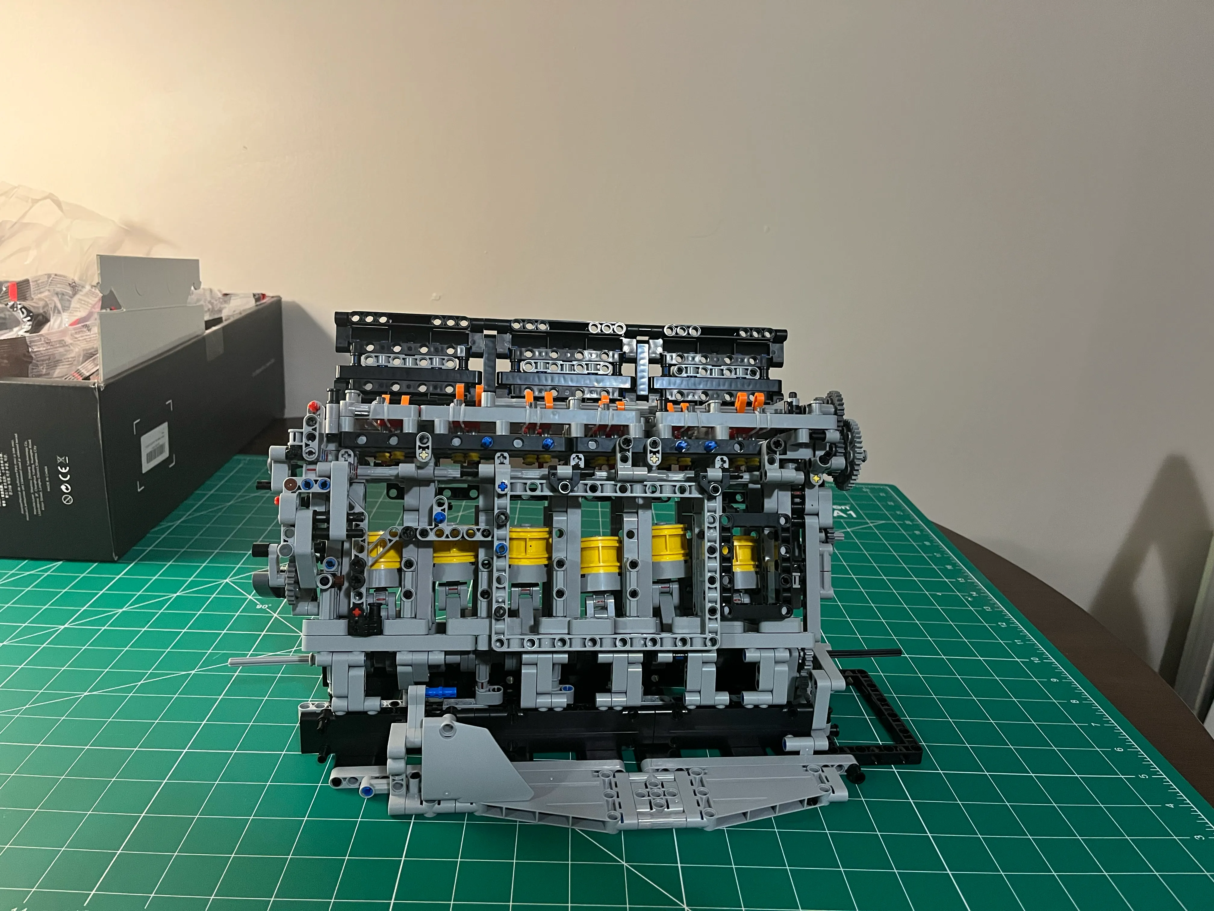 Nifeilz L6 Model Engine