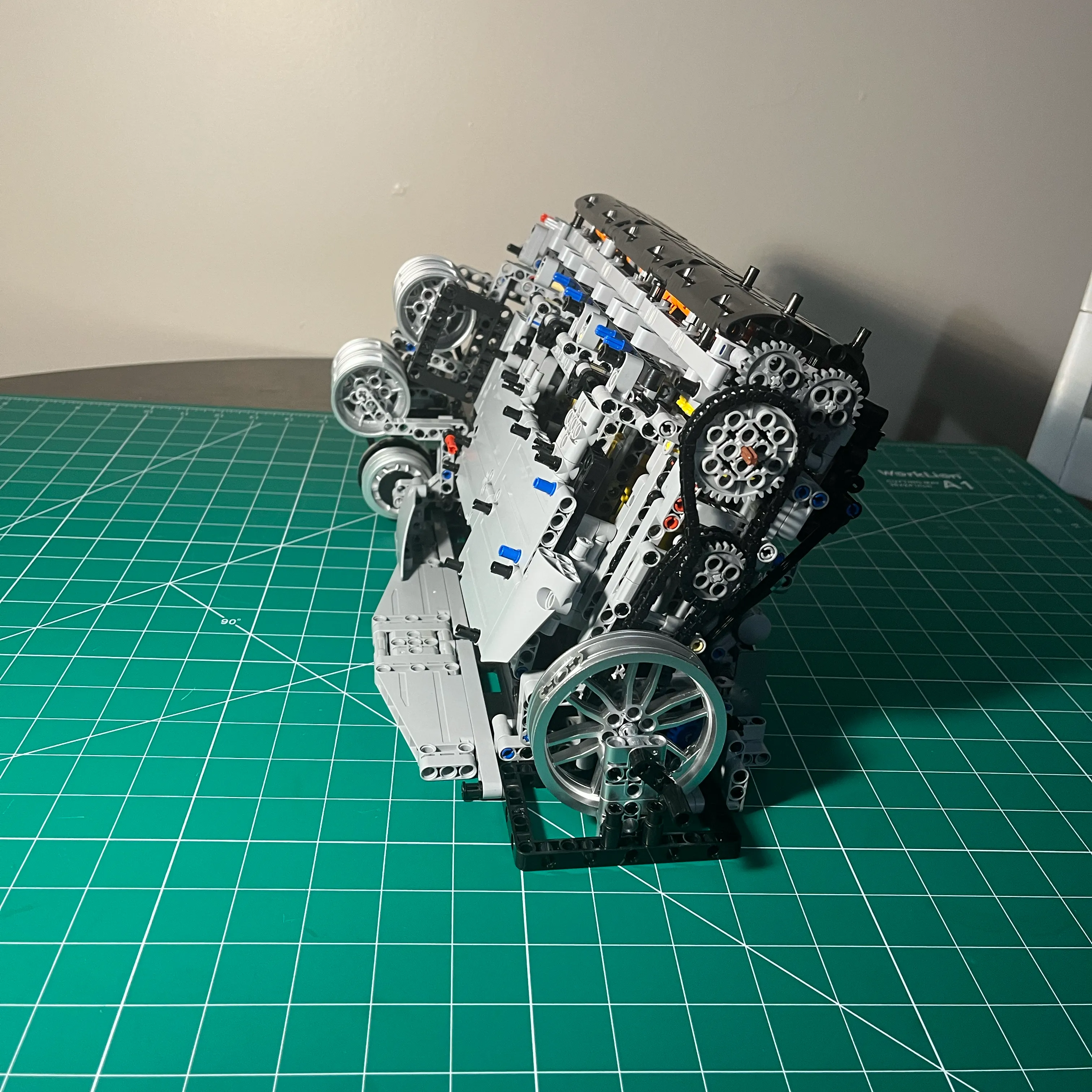 Nifeilz L6 Model Engine