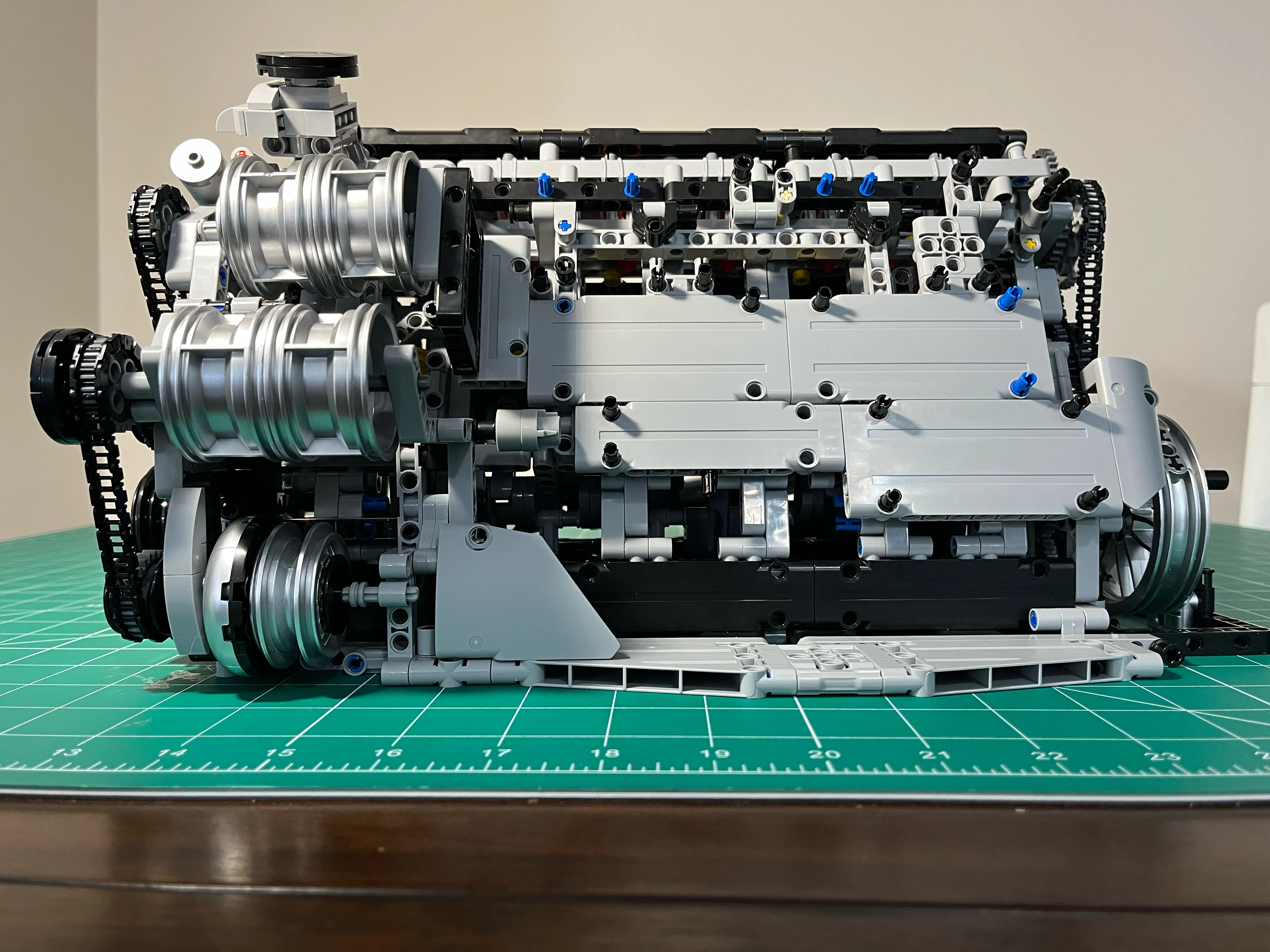 Nifeilz L6 Model Engine