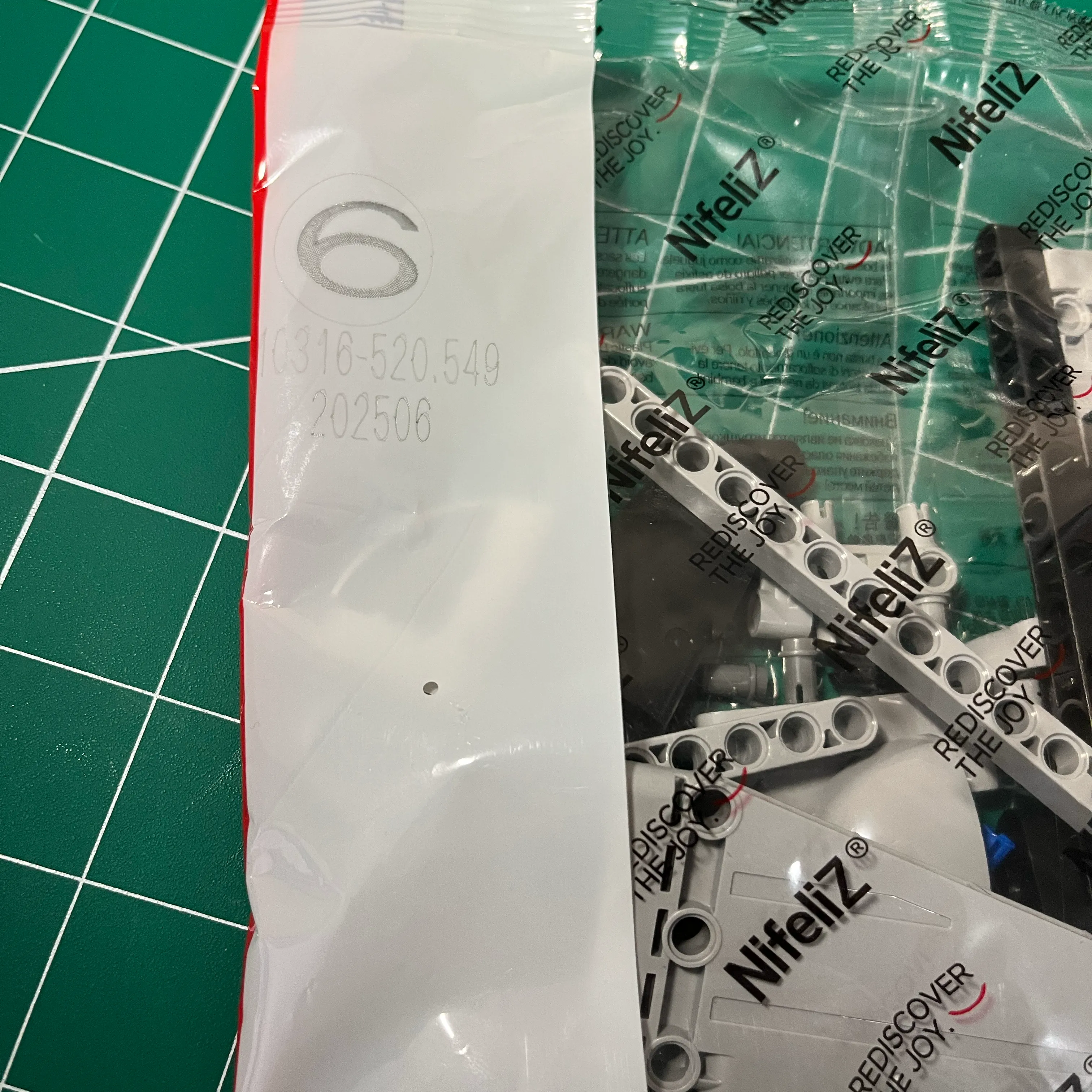 Nifeilz L6 Model Engine