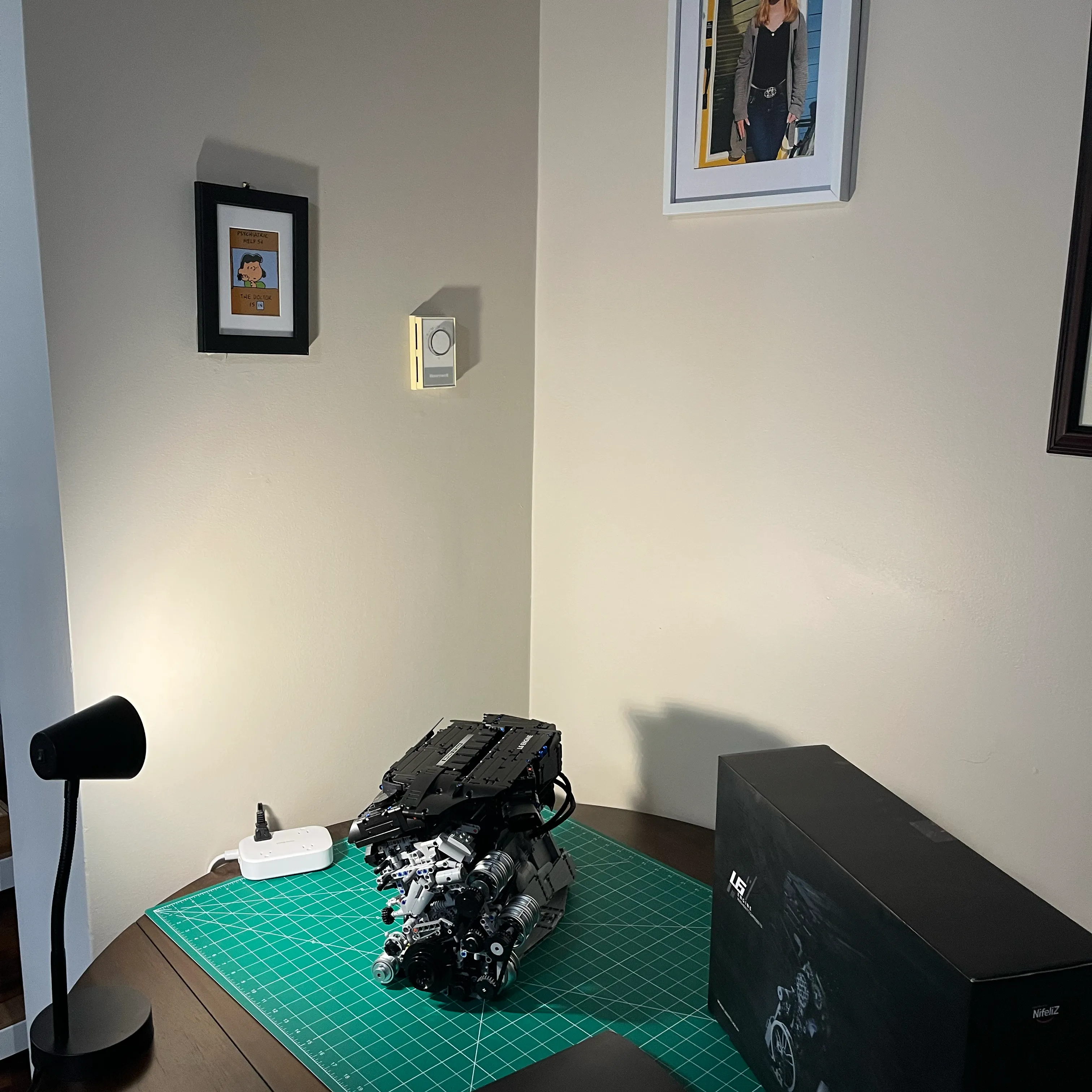 Picture of the assembled Nifeilz L6 model engine