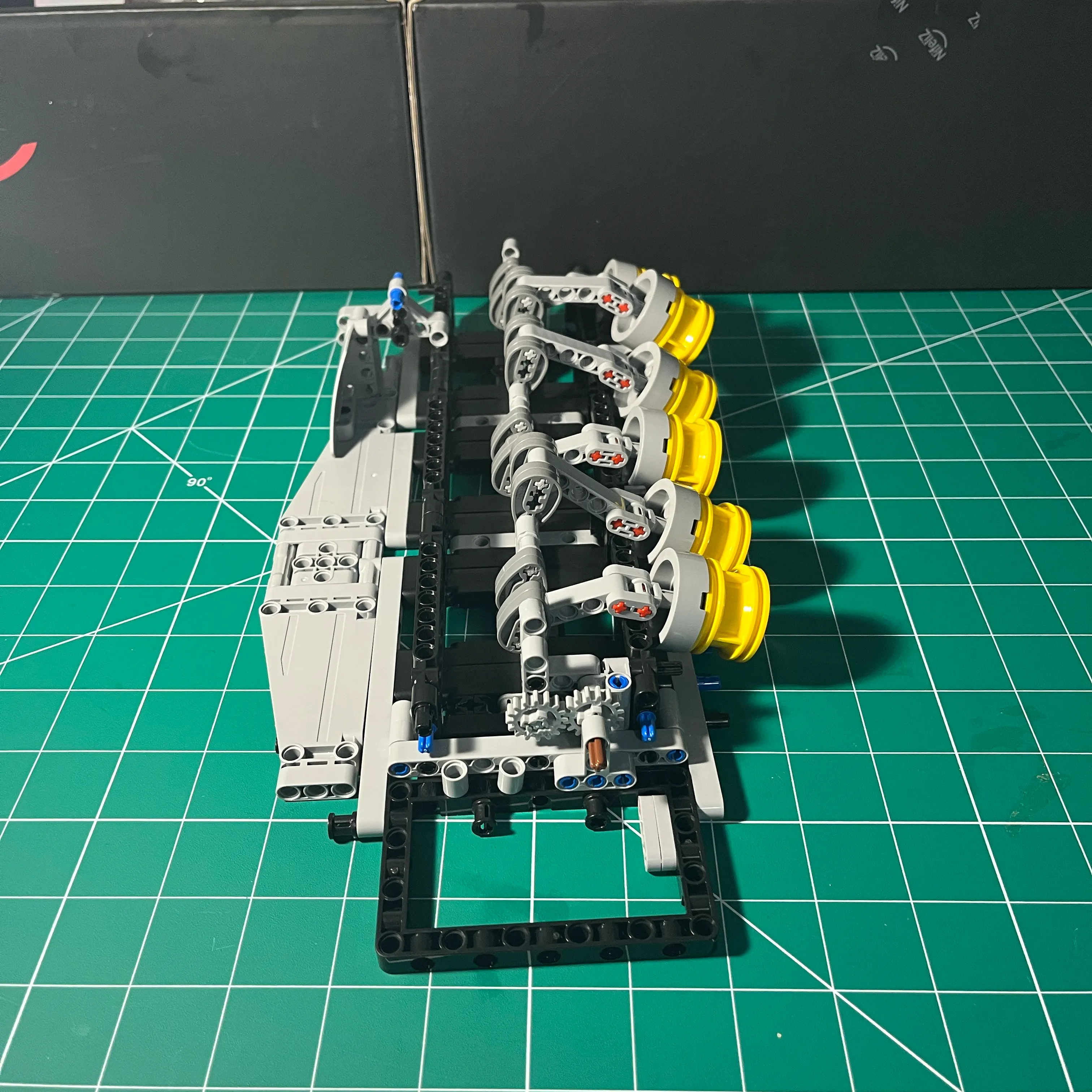 Nifeilz L6 Model Engine