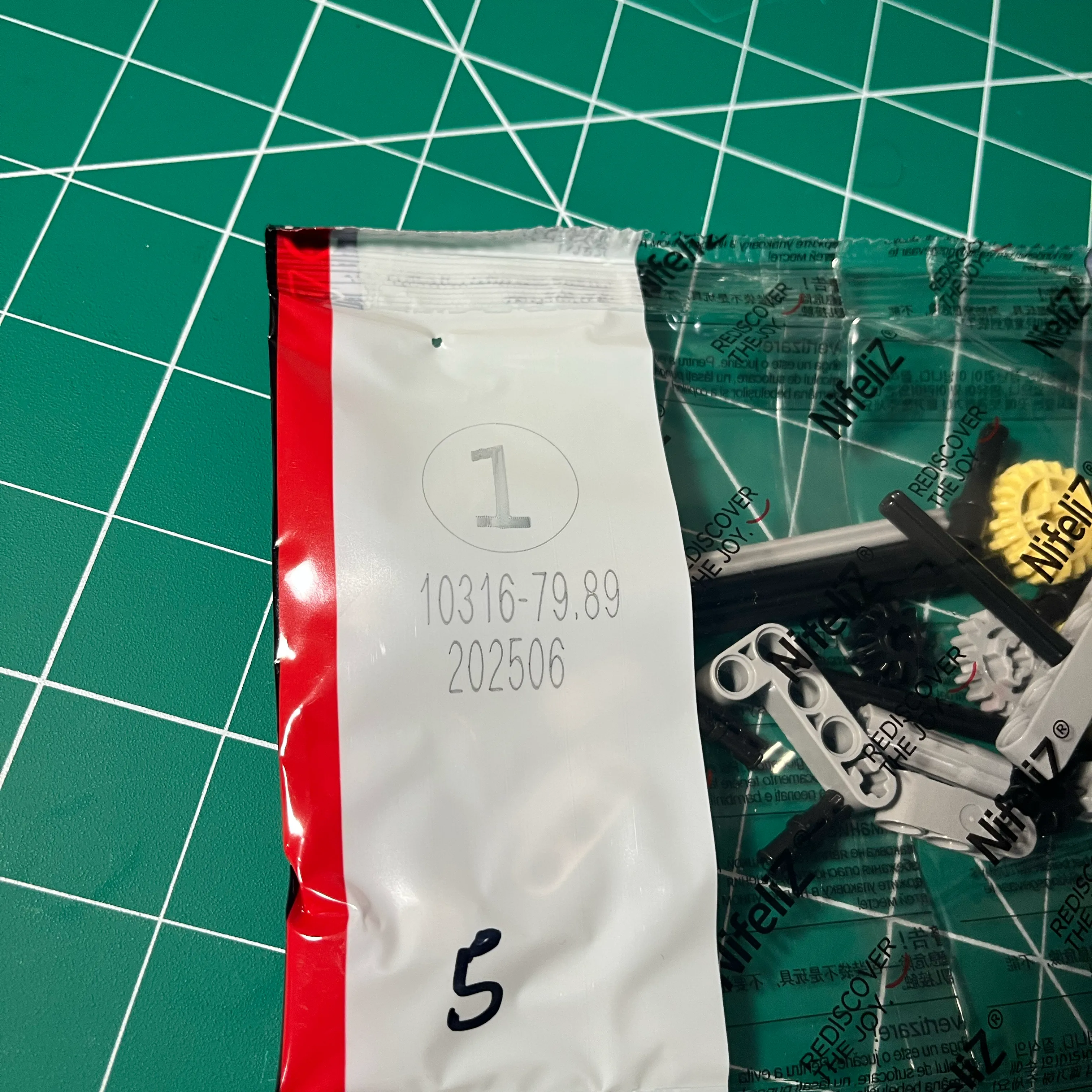 Nifeilz L6 Model Engine