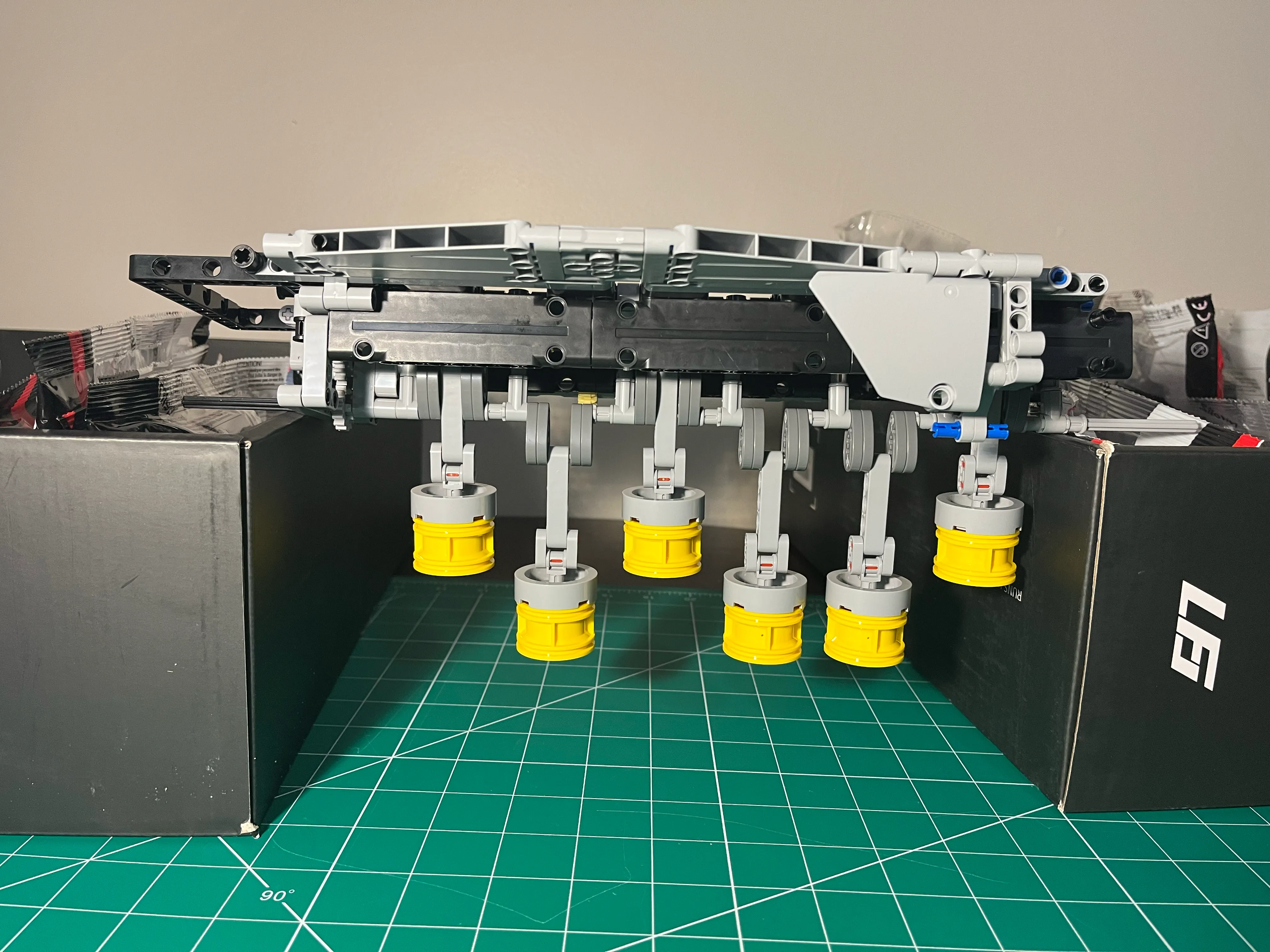 Nifeilz L6 Model Engine