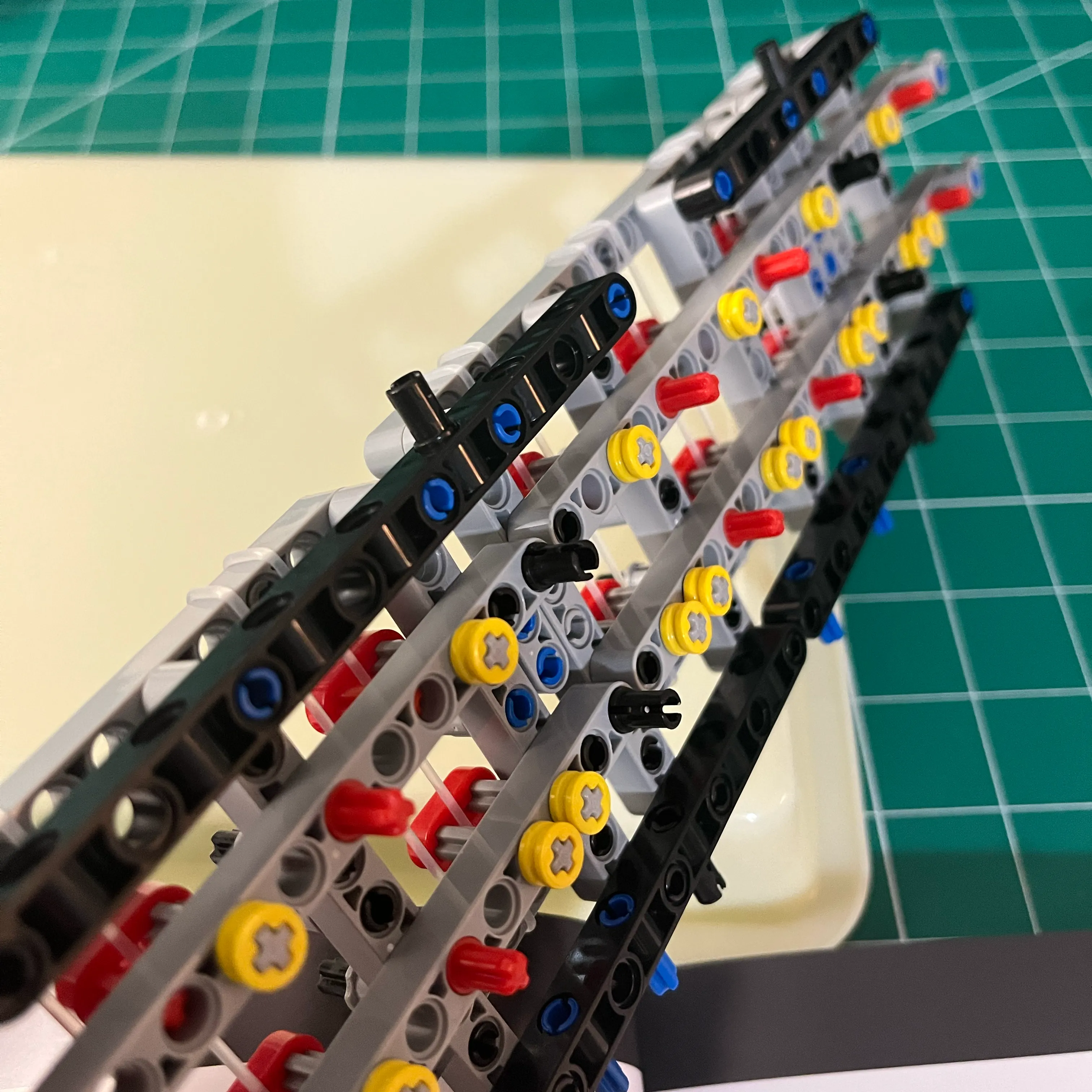 NifeliZ L6 Model Engine