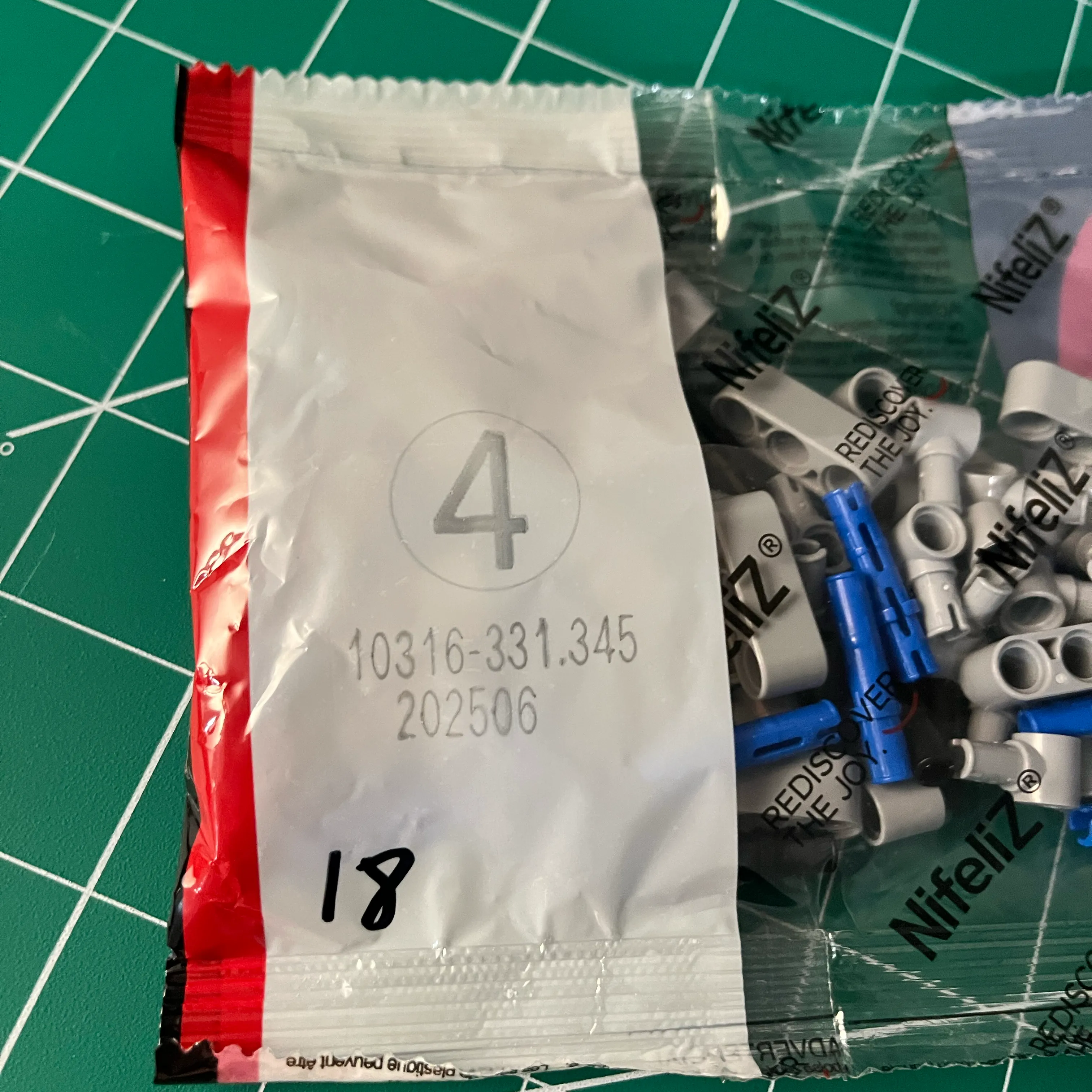 NifeliZ L6 Model Engine