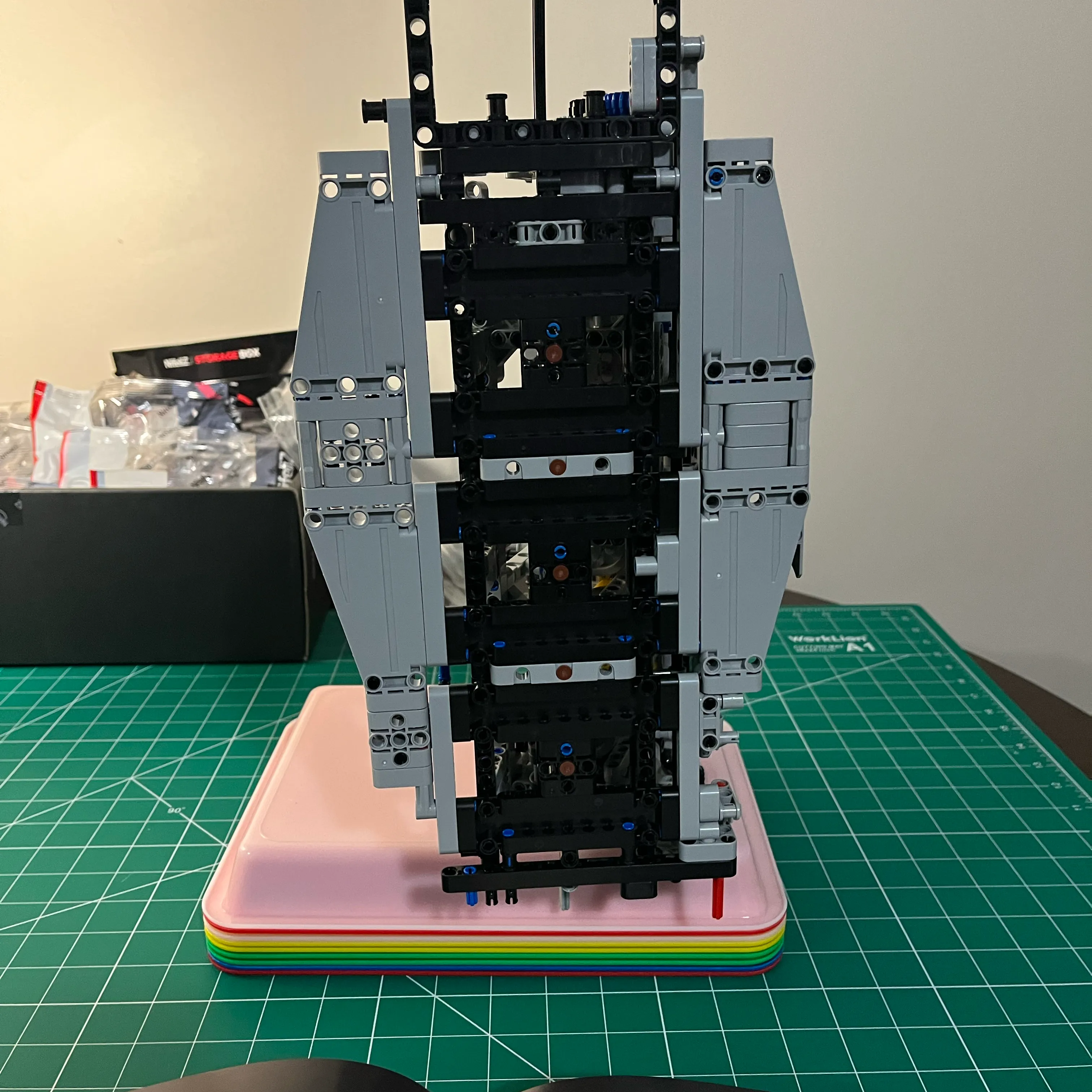 NifeliZ L6 Model Engine