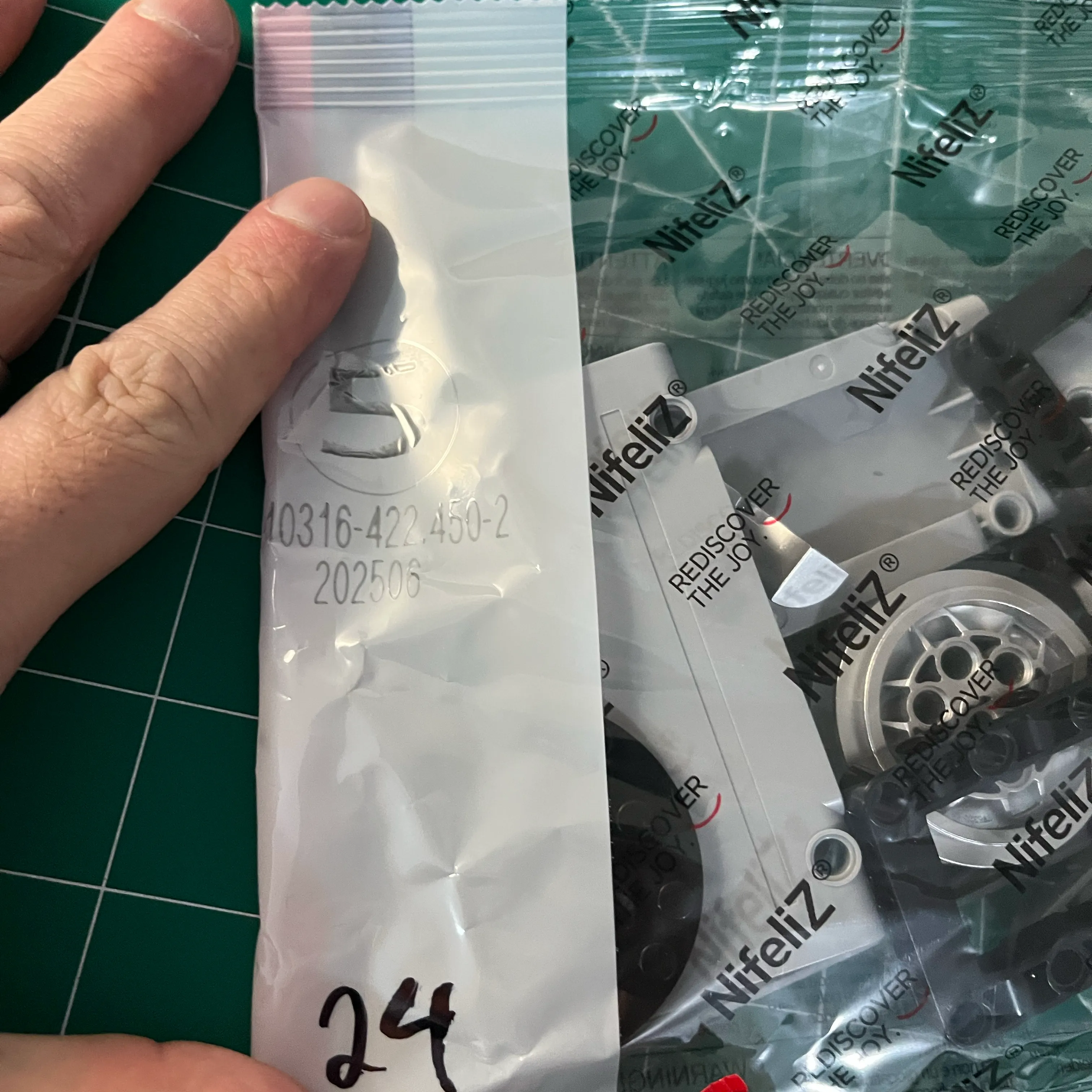 NifeliZ L6 Model Engine