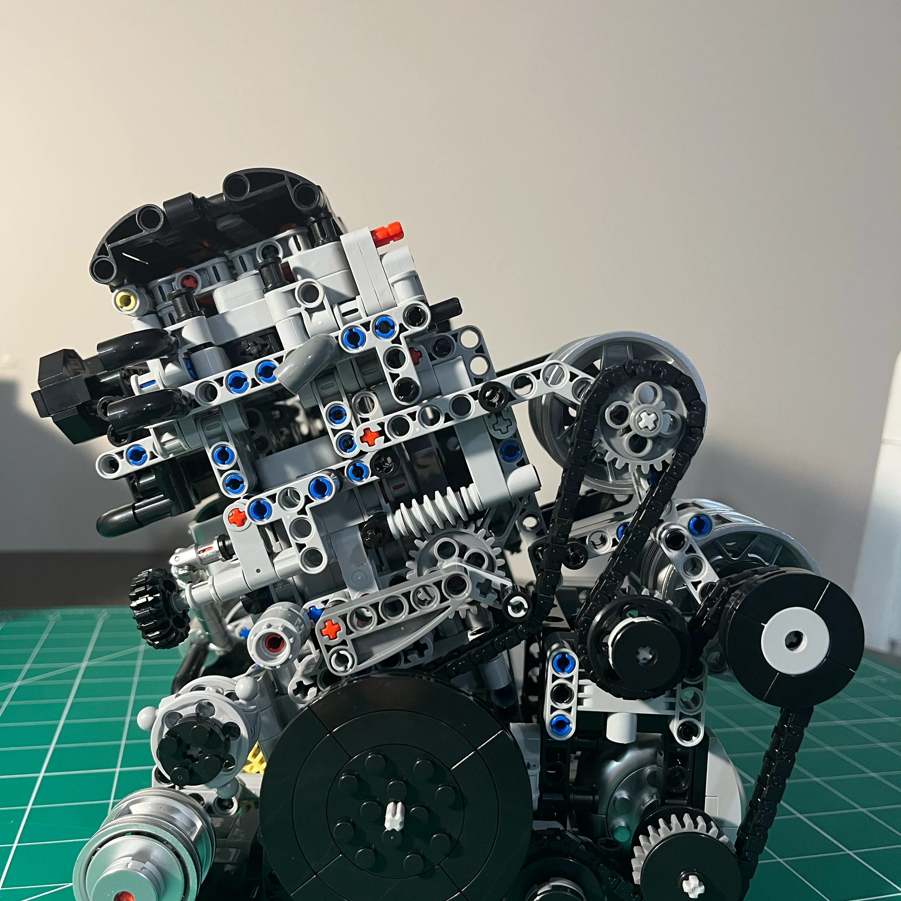 NifeliZ L6 Model Engine