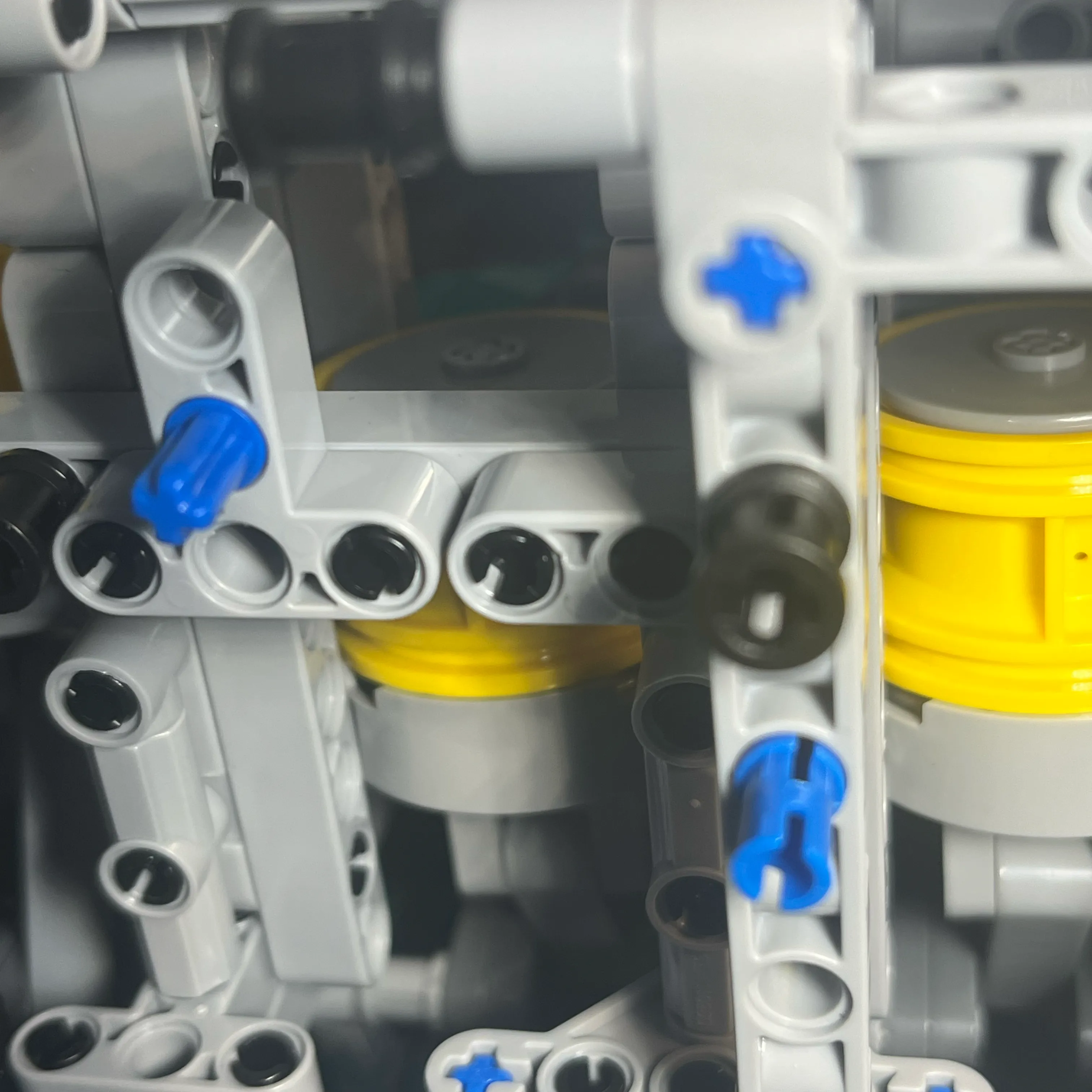 NifeliZ L6 Model Engine