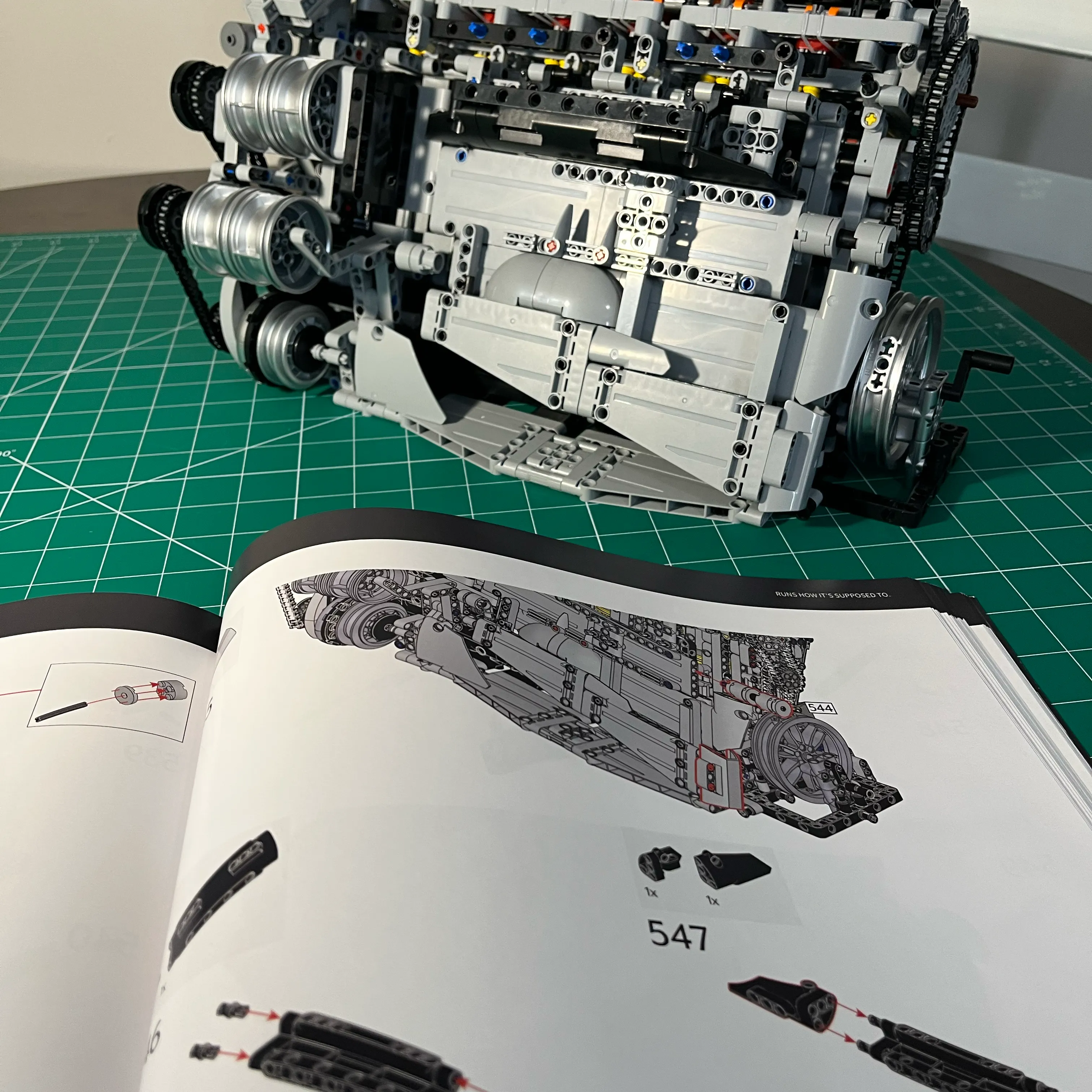 NifeliZ L6 Model Engine