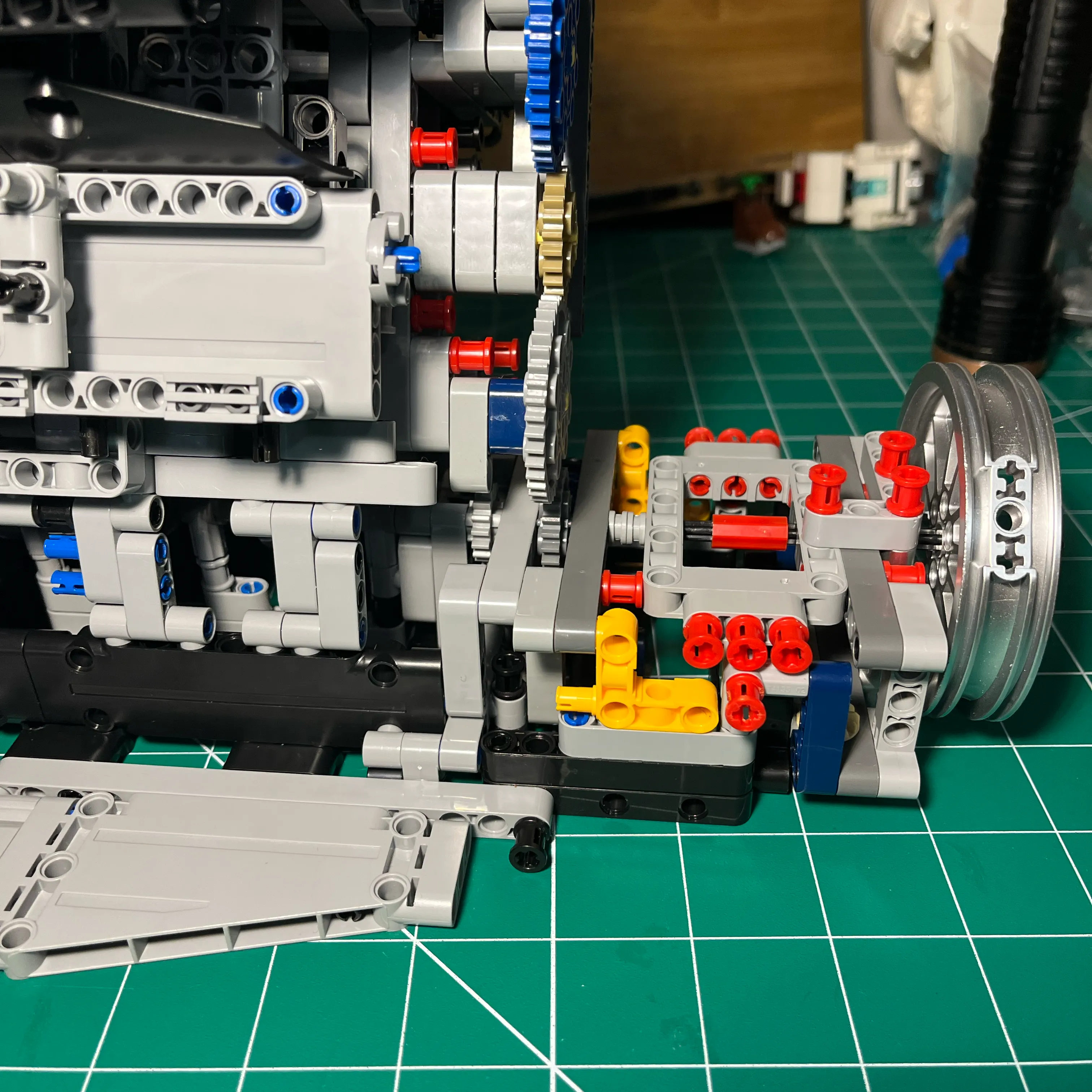 NifeliZ L6 Model Engine