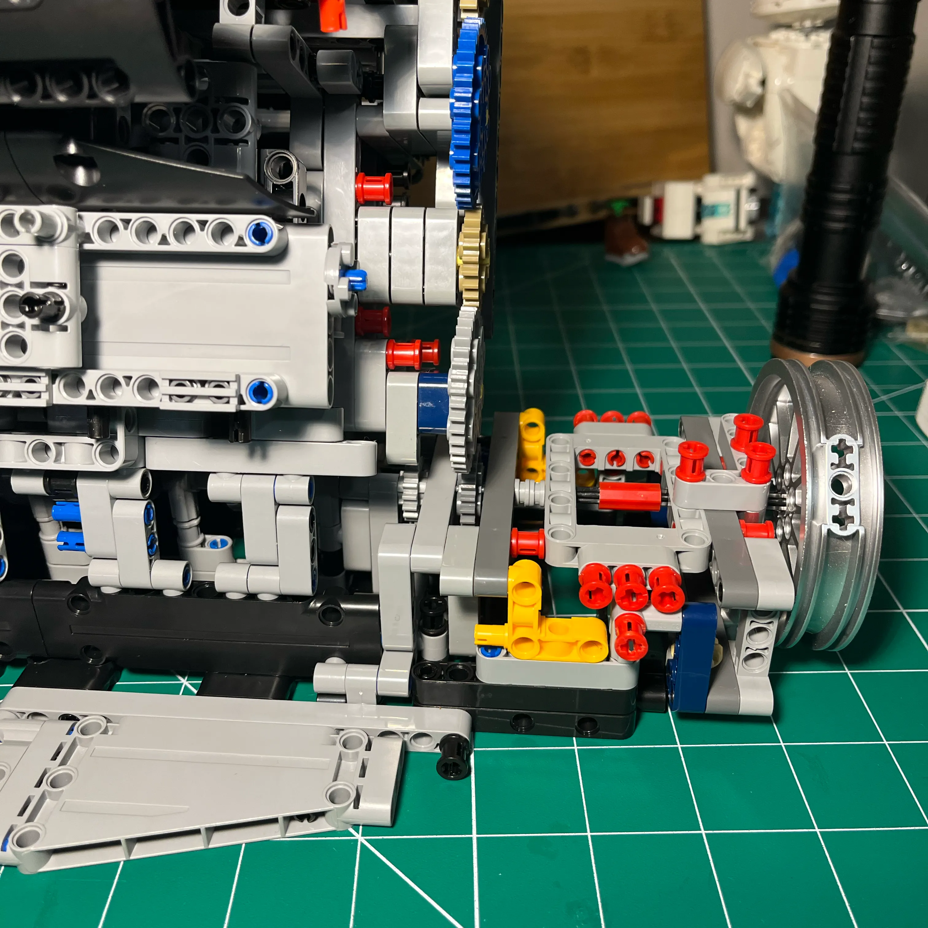 NifeliZ L6 Model Engine