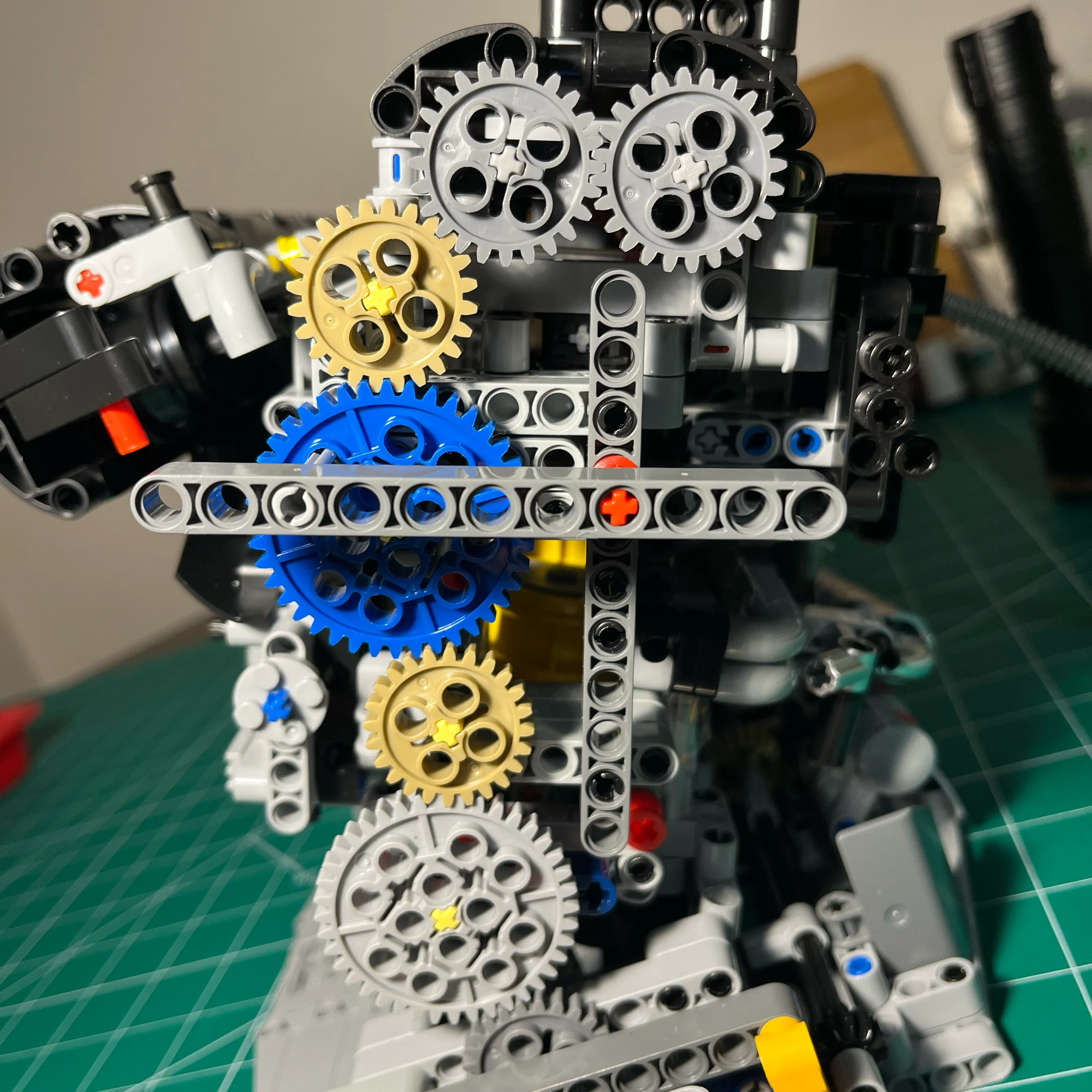 NifeliZ L6 Model Engine