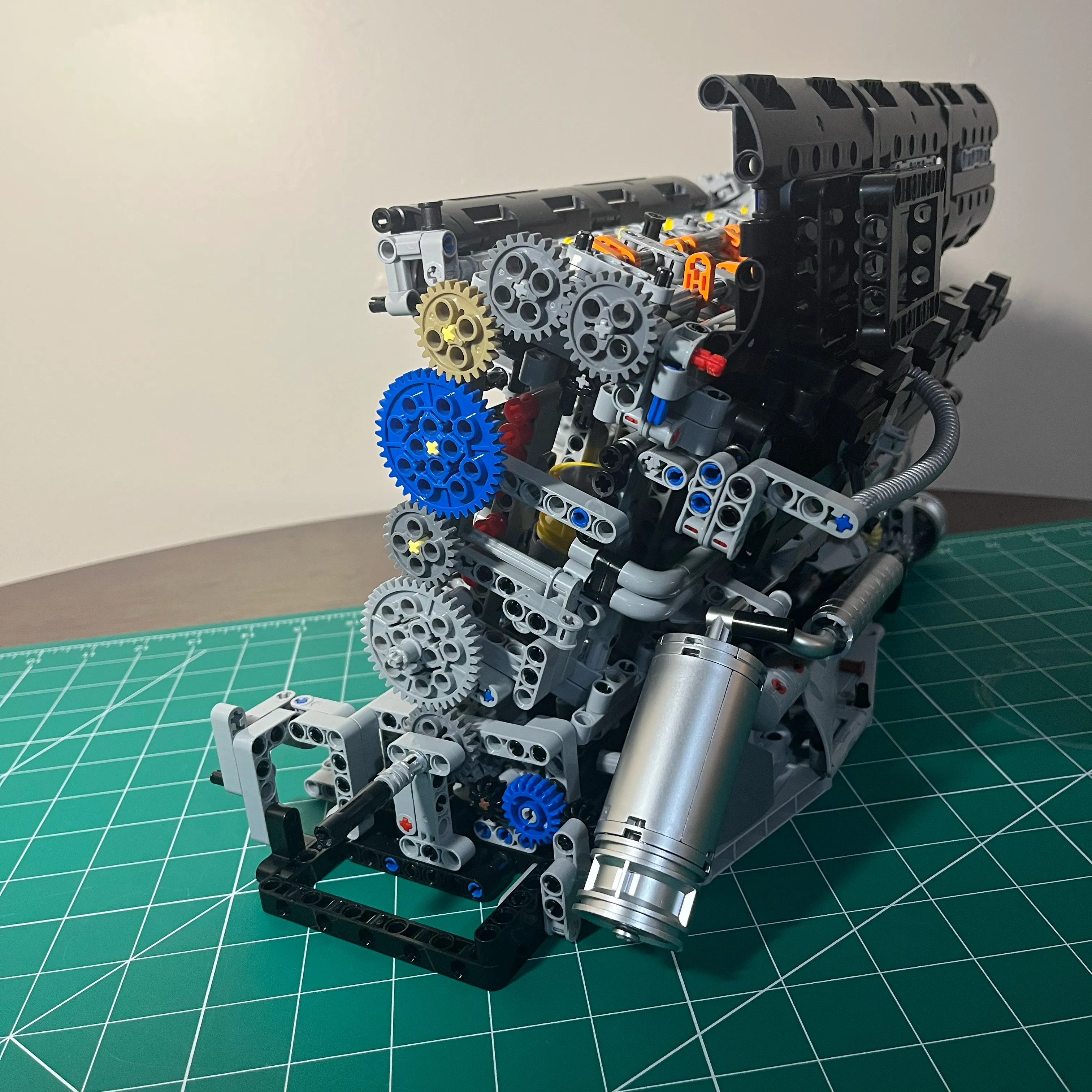 NifeliZ L6 Model Engine