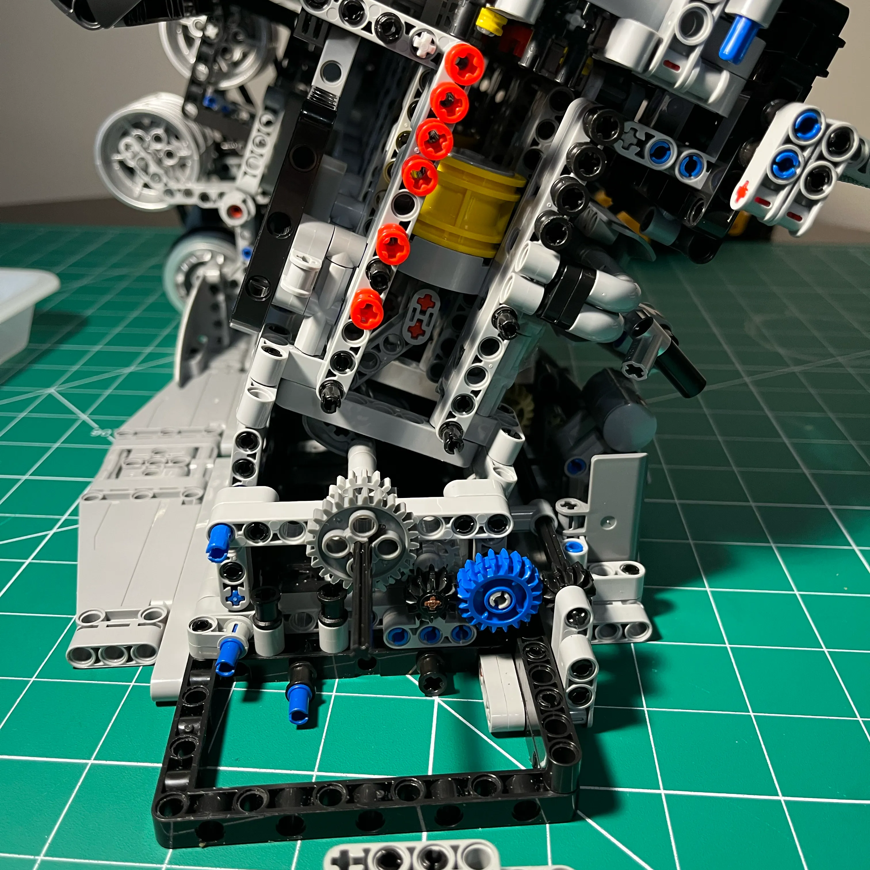 NifeliZ L6 Model Engine