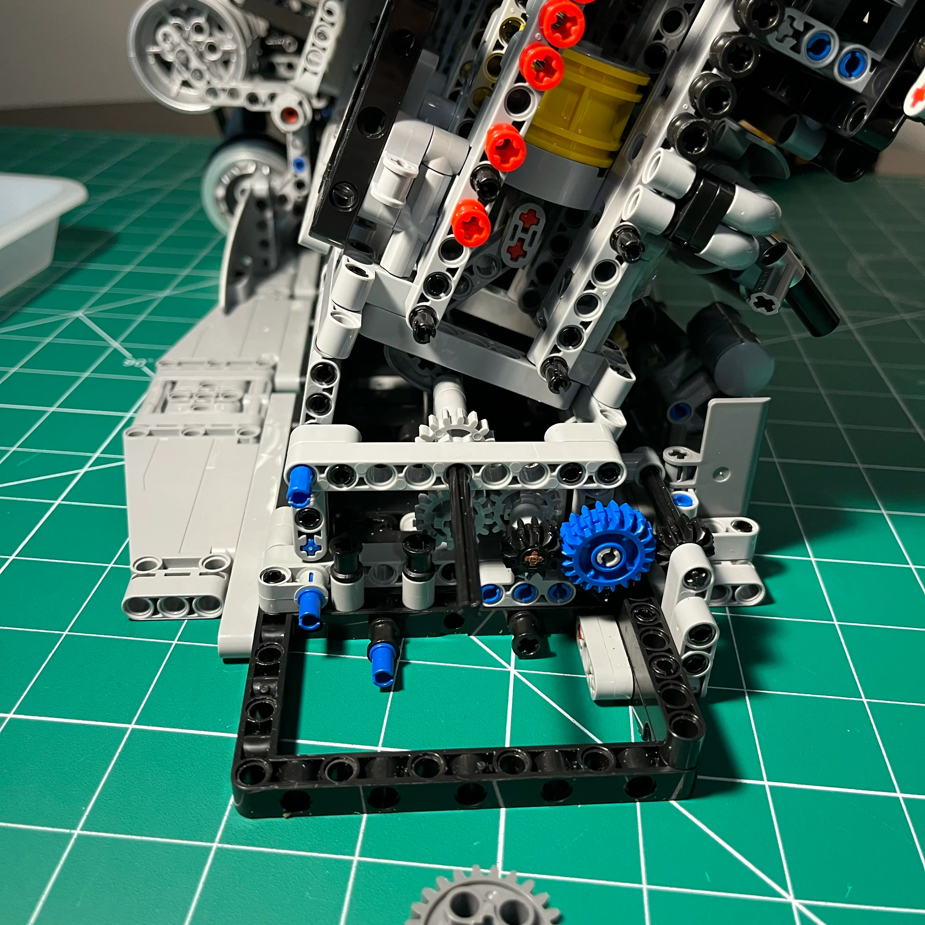 NifeliZ L6 Model Engine