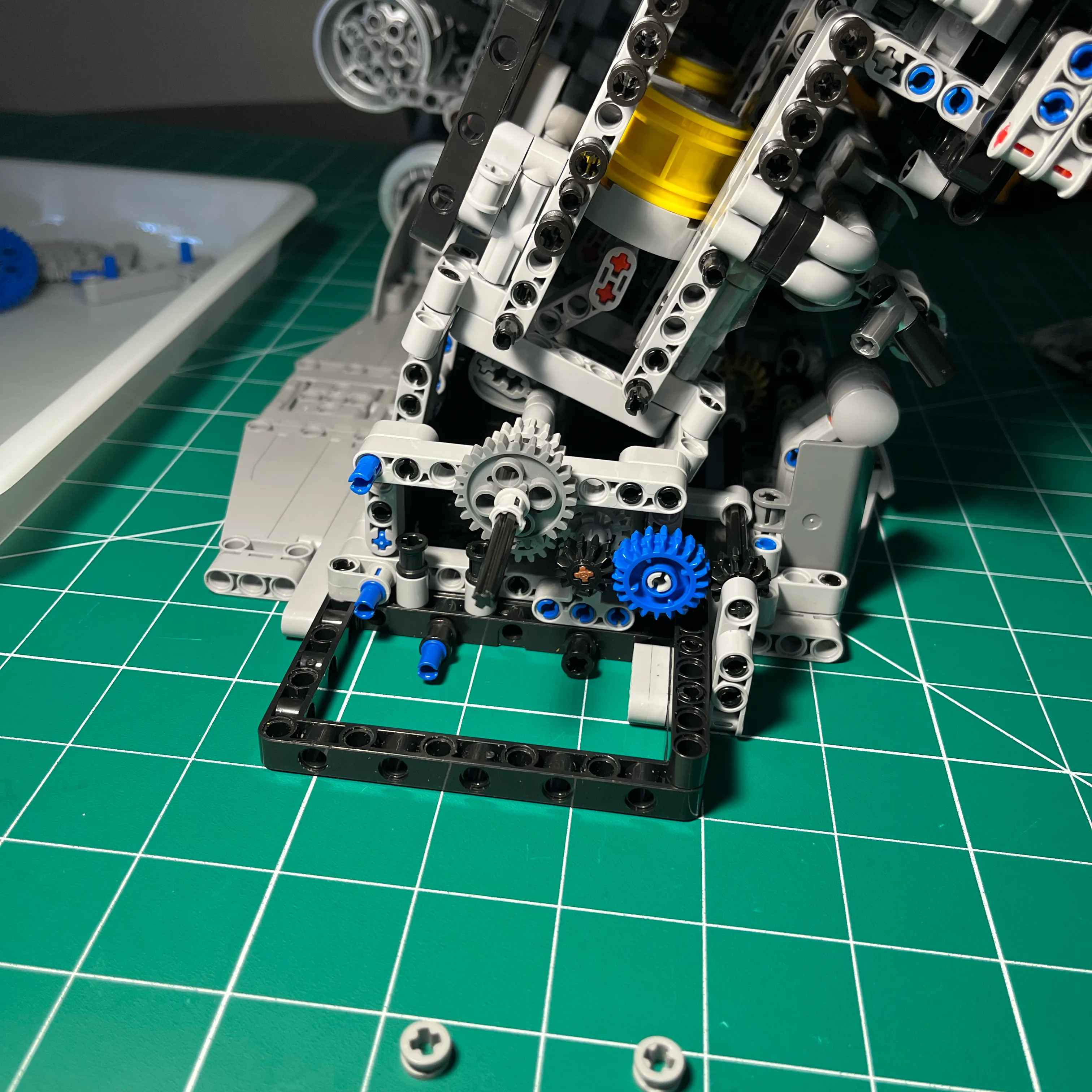 NifeliZ L6 Model Engine