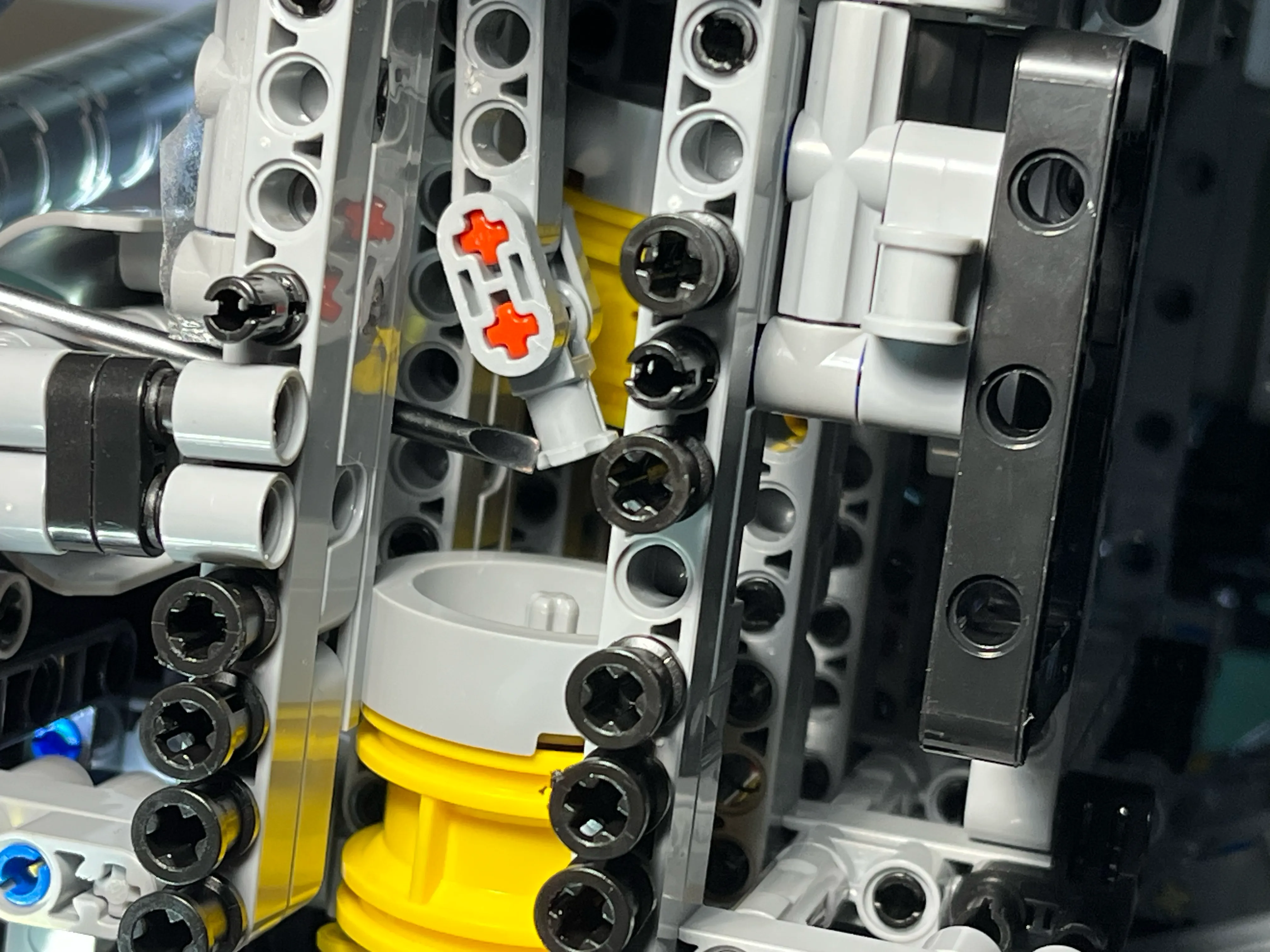 NifeliZ L6 Model Engine