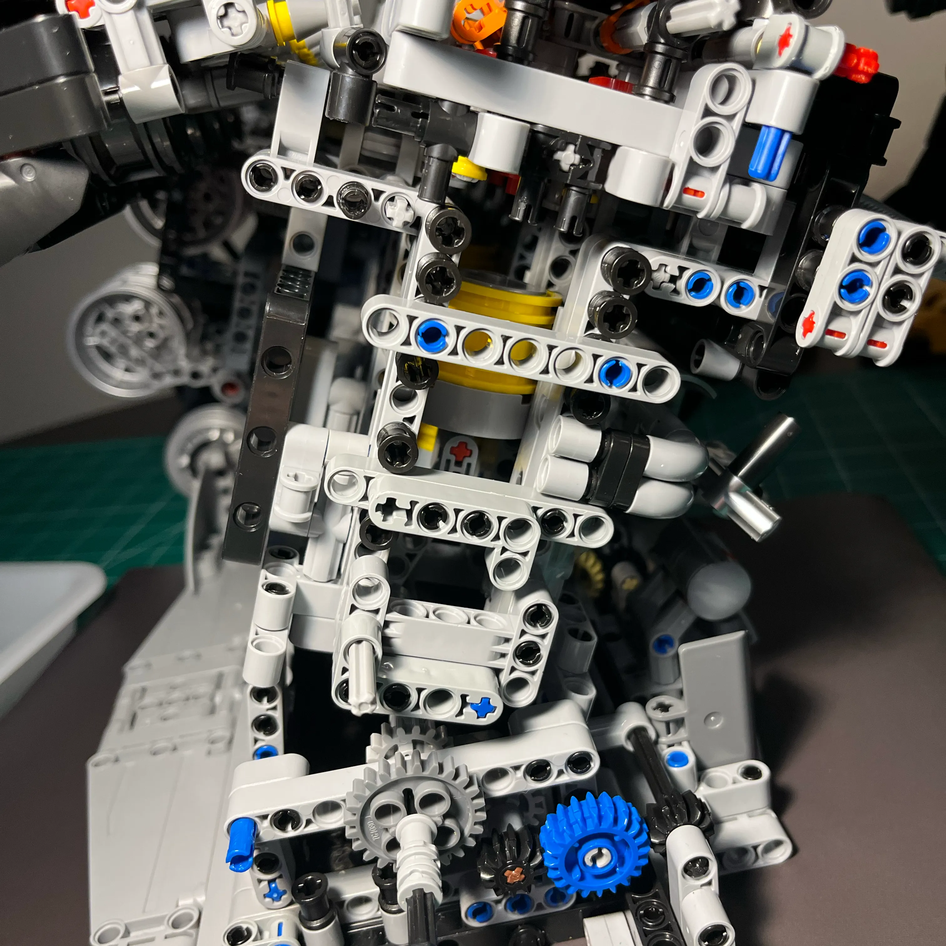 NifeliZ L6 Model Engine