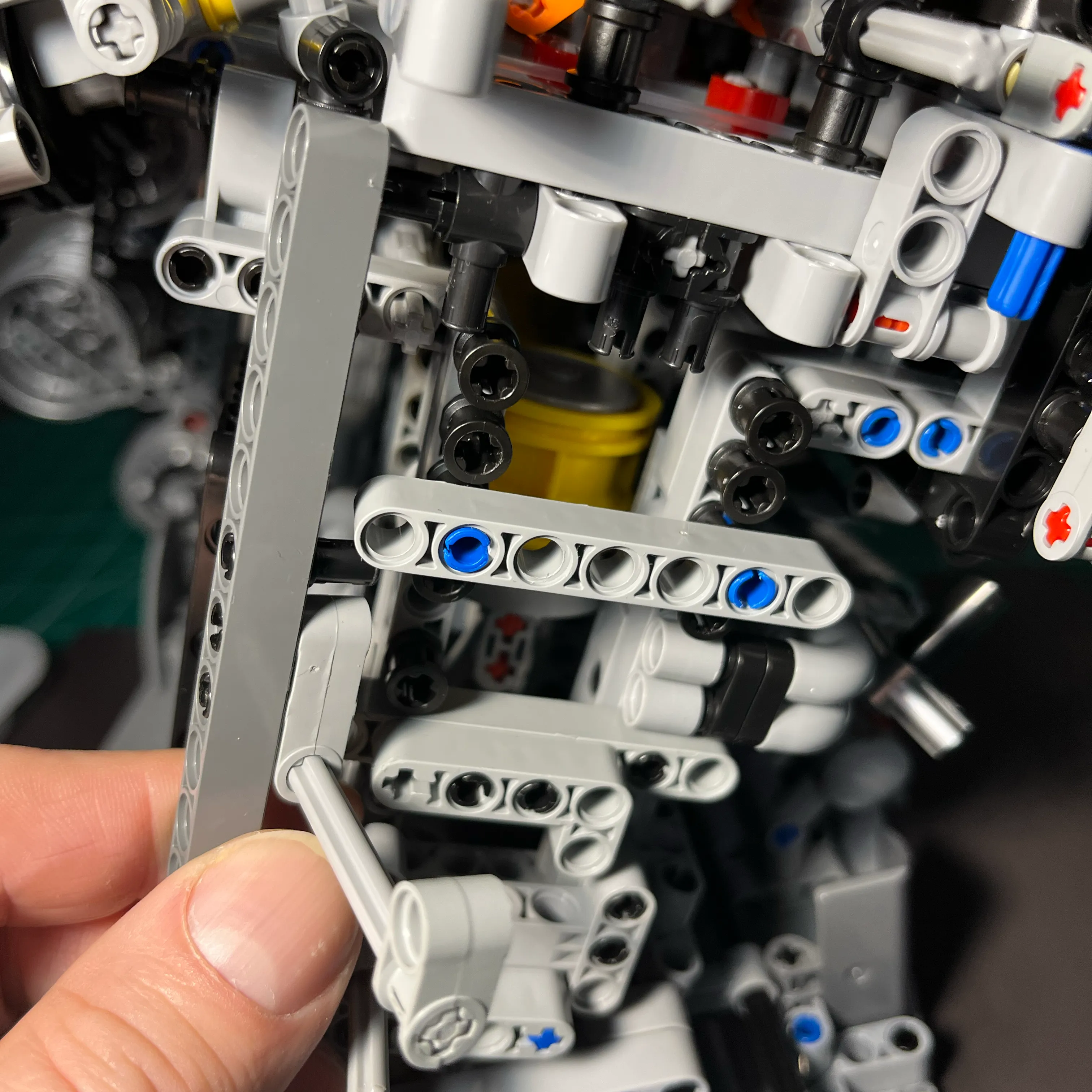 NifeliZ L6 Model Engine