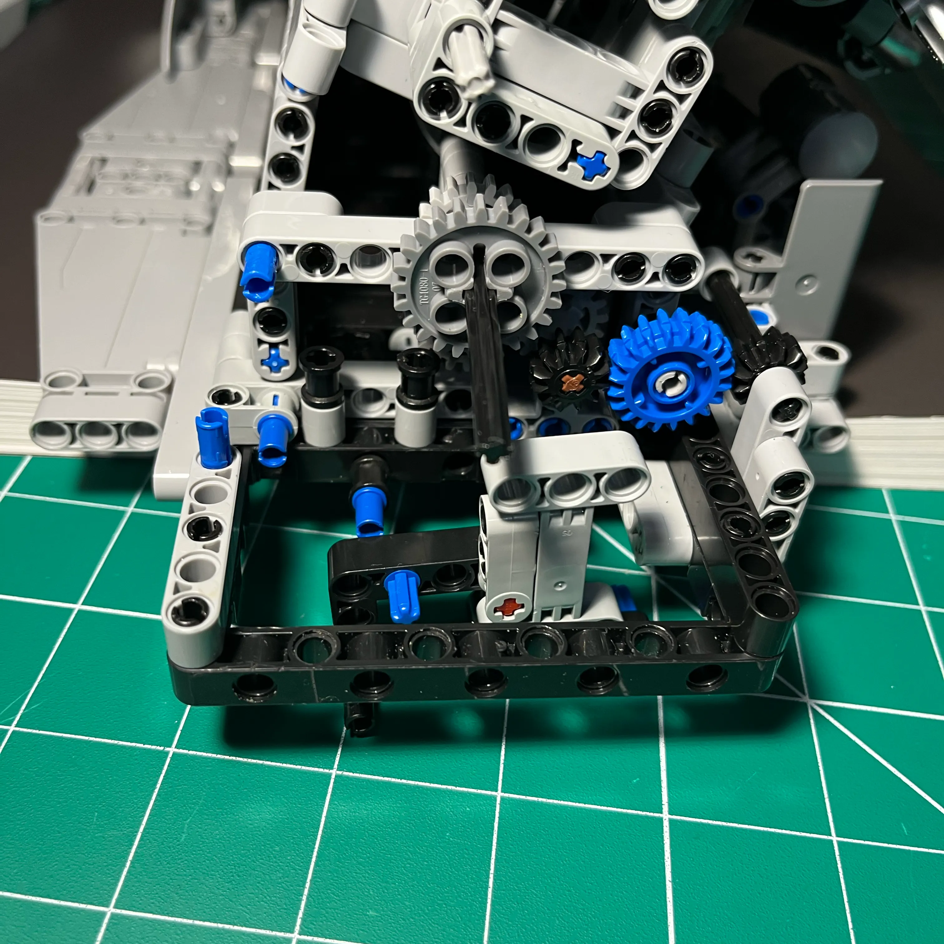 NifeliZ L6 Model Engine