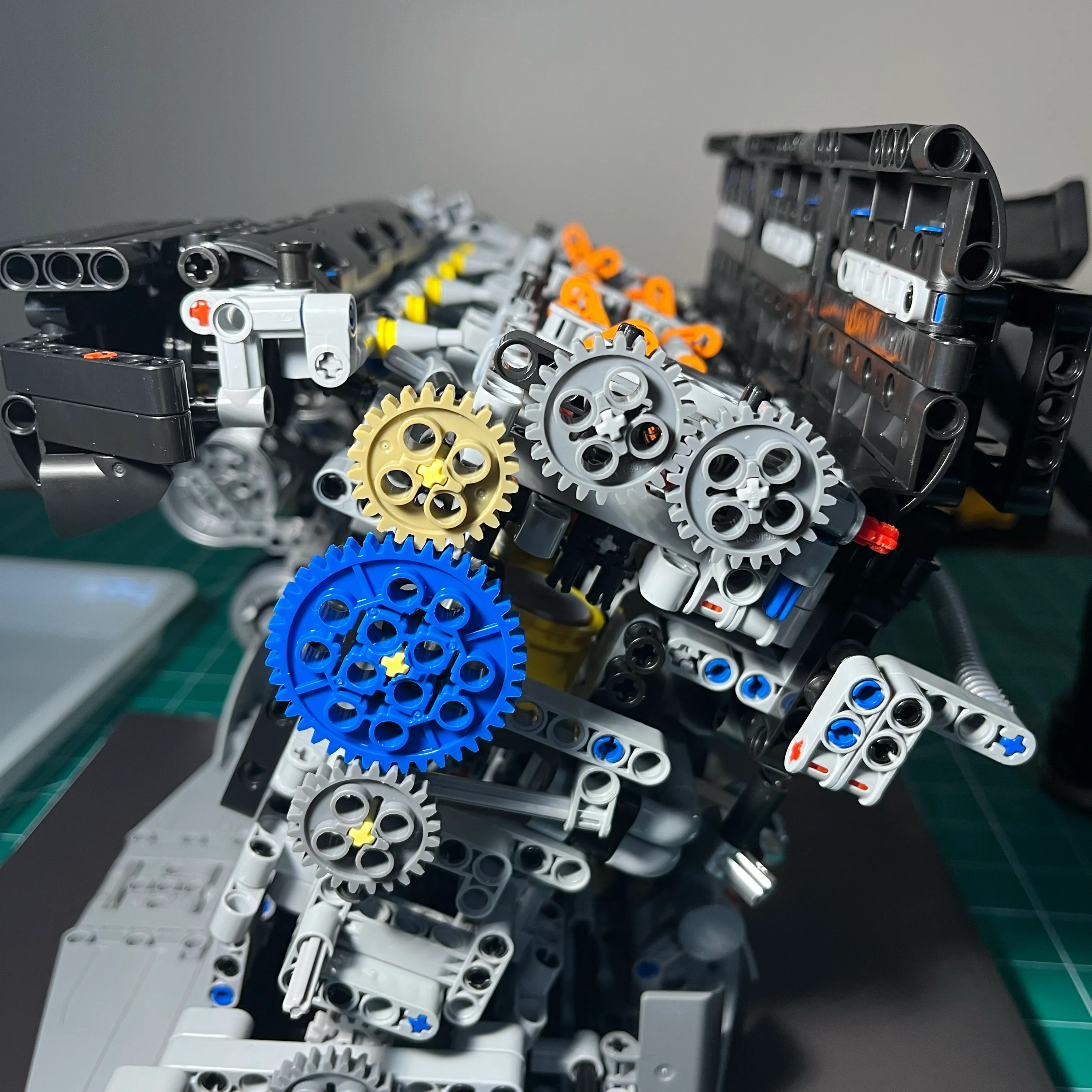 NifeliZ L6 Model Engine