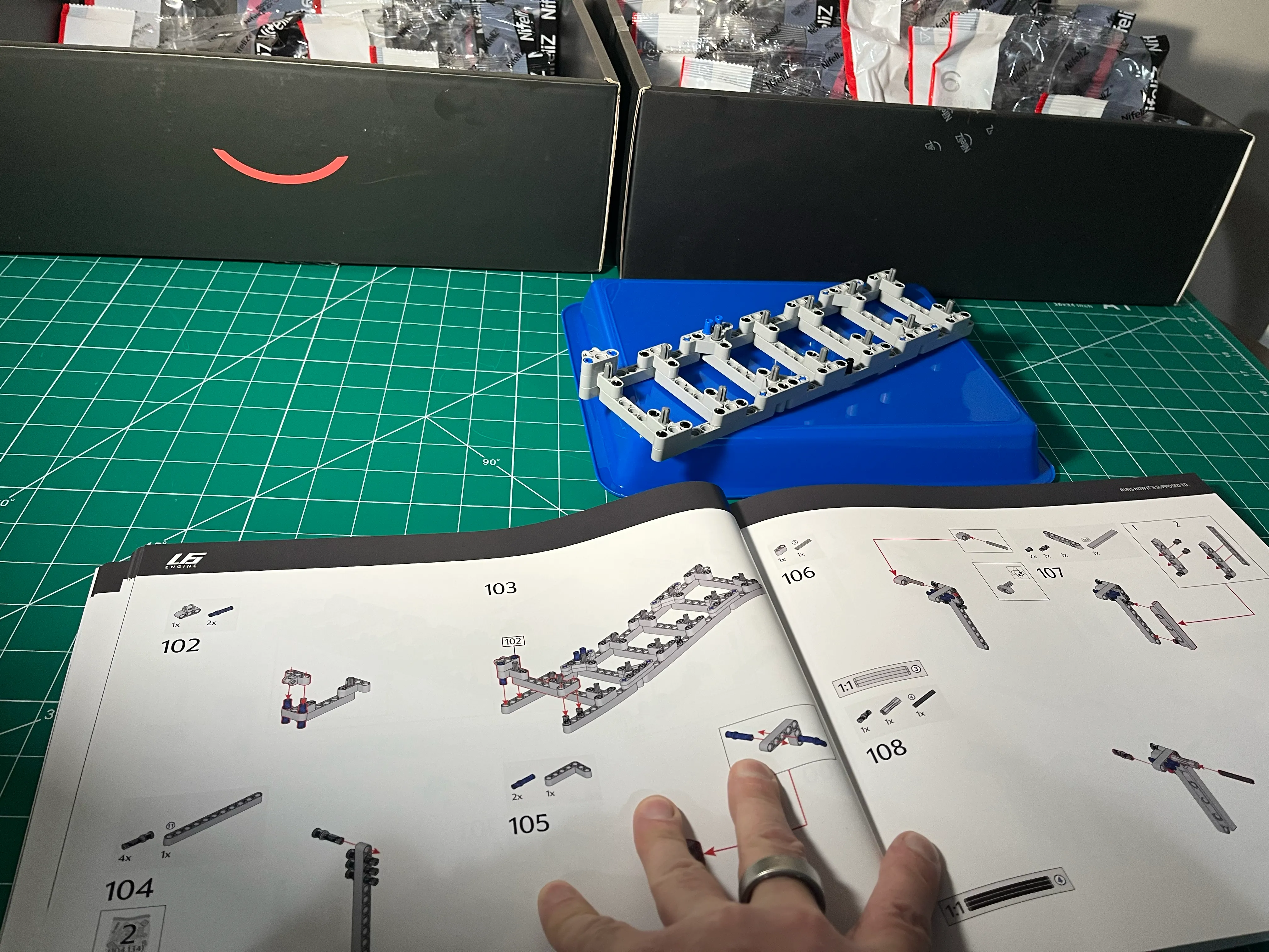 NifeliZ L6 Model Engine