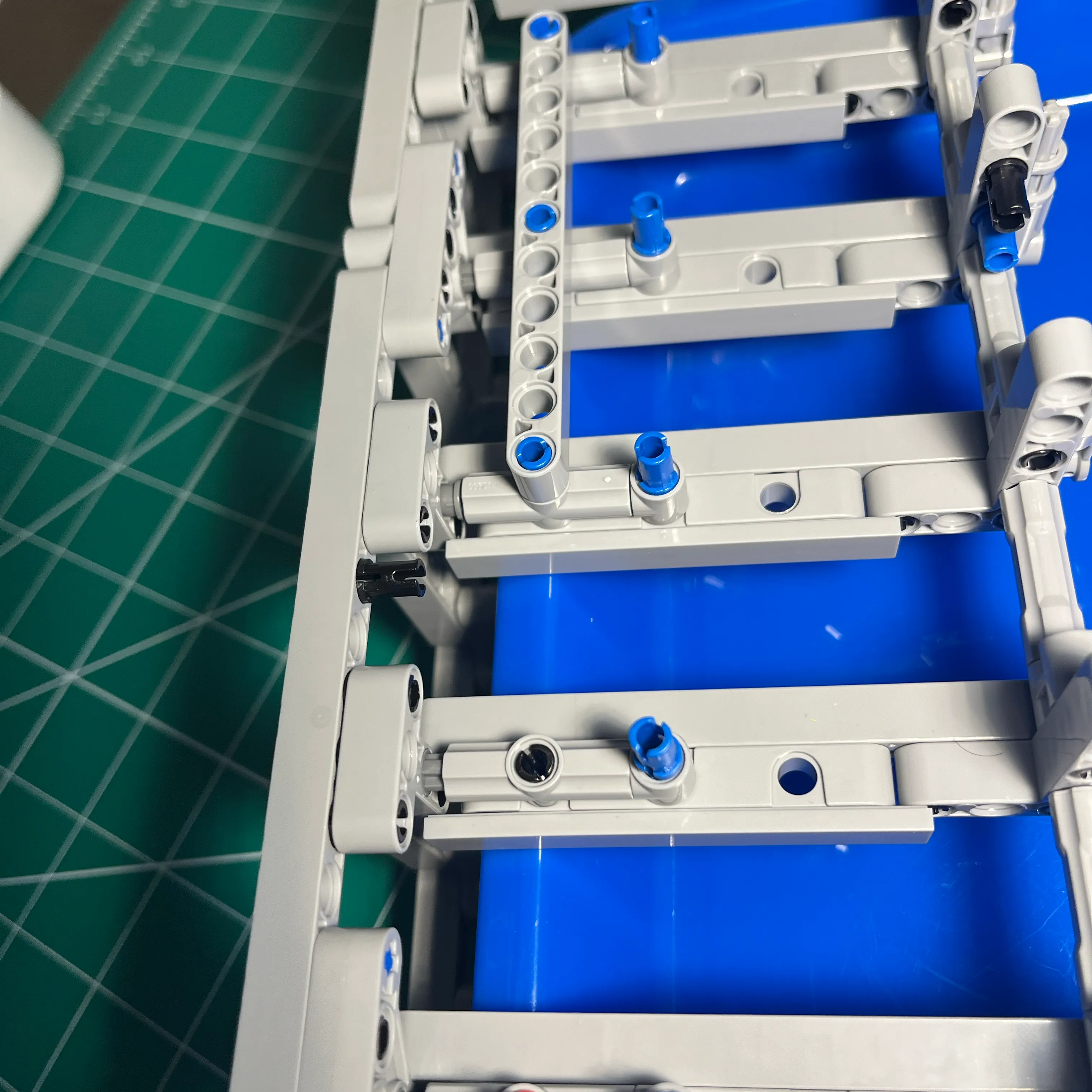 NifeliZ L6 Model Engine